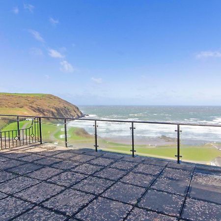 Clifton Court Apt 16 With Indoor Heated Pool & Sea Views Apartamento Croyde Exterior foto