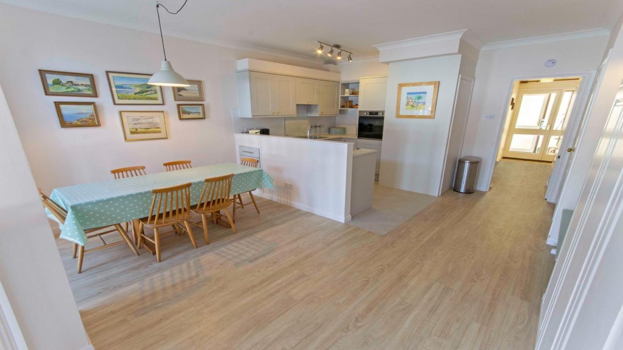 Clifton Court Apt 16 With Indoor Heated Pool & Sea Views Croyde Exterior foto