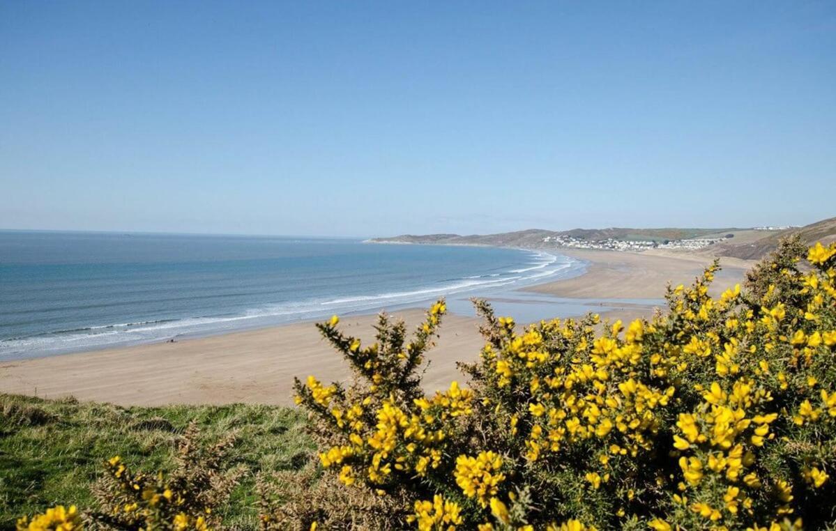 Clifton Court Apt 16 With Indoor Heated Pool & Sea Views Croyde Exterior foto