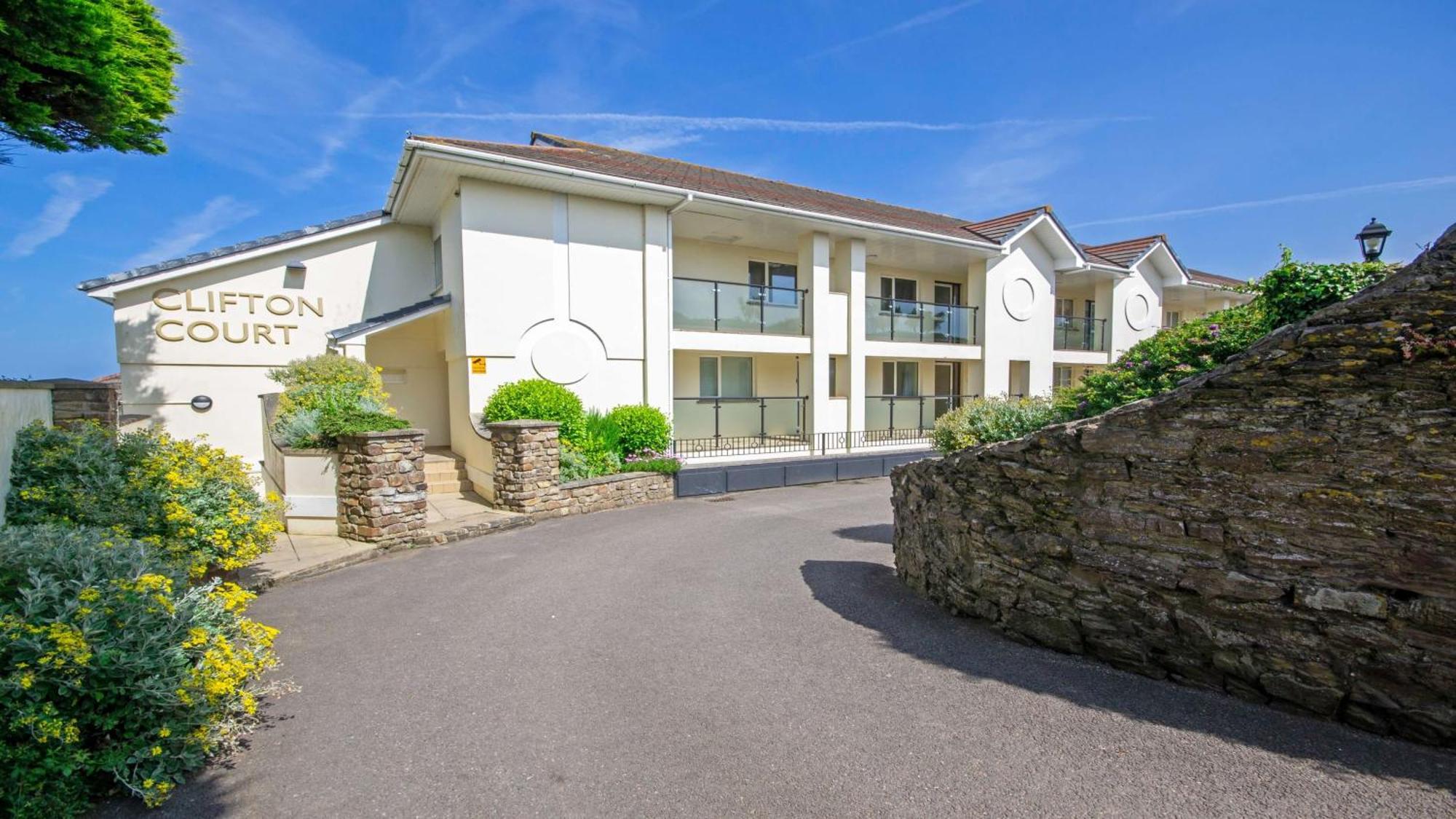 Clifton Court Apt 16 With Indoor Heated Pool & Sea Views Croyde Exterior foto